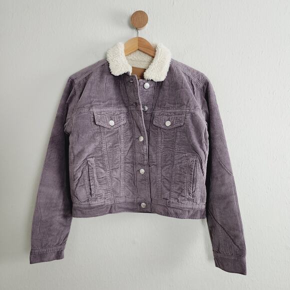 NEW American Eagle Outfitters Sherpa Lined Soft Purple Corduroy Cropped Jacket - Picture 1 of 8